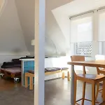 8 Admiralskoje Apartament *