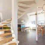 Apartament 8 Admiralskoje *