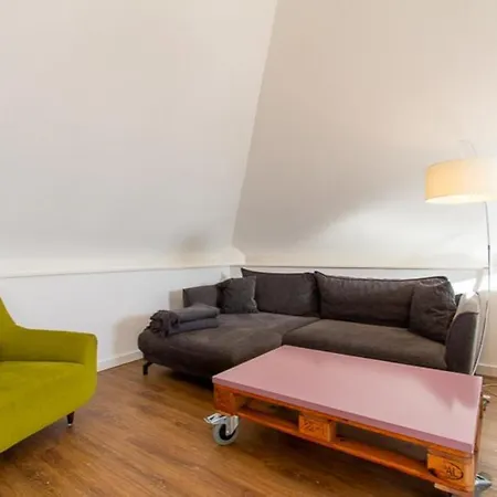 8 Admiralskoje Appartement