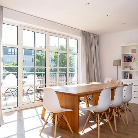 8 Admiralskoje Appartement *